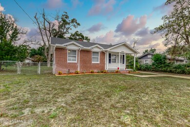 4519 Manchester Rd, Jacksonville, FL 32210 - photo 4