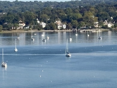 Seville unit 15D, Bayside, NY 11360 - photo 4