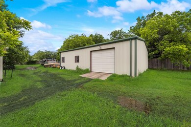 1216 S Mulberry St, Ennis, TX 75119 - photo 5