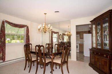 _RMJ6121 dining room