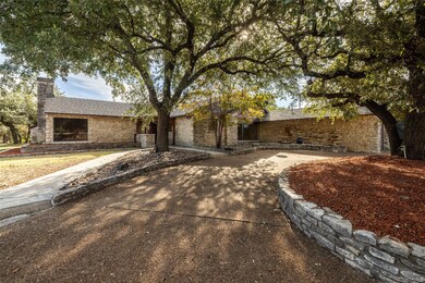 816 Jefferson St, Weatherford, TX 76086 - photo 5