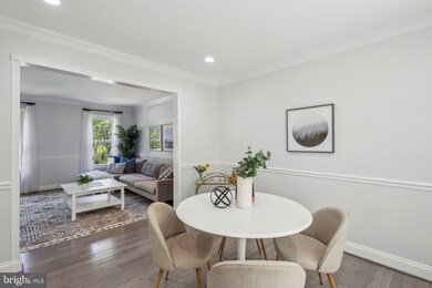 7704 Groveland Heights Ct, Springfield, VA 22153 - photo 6