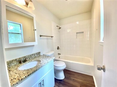 5201 Evans Ave unit A, Austin, TX 78751 - photo 3