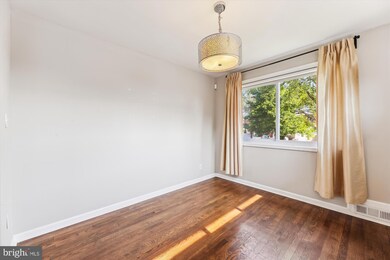 5246 Chillum Place NE, Washington, DC 20011 - photo 7