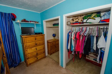 lots of closets