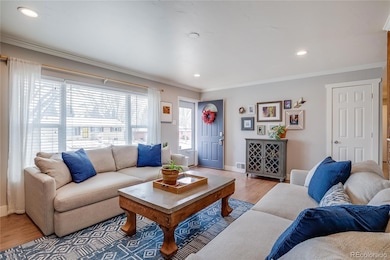 Bright & Welcoming Living Room