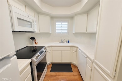 3913 N Virginia Rd unit 301, Long Beach, CA 90807 - photo 4