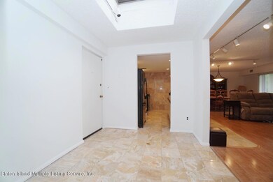 3461 Amboy Rd unit 4F, Staten Island, NY 10306 - photo 5