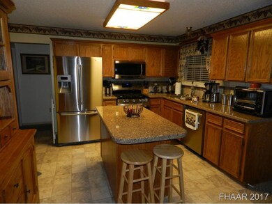 805 Massengale Cir, Copperas Cove, TX 76522 - photo 4