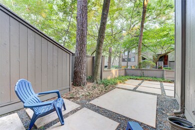 287 Litchfield Ln, Houston, TX 77024 - photo 6