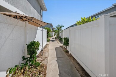 25018 Eshelman Ave unit 21, Lomita, CA 90717 - photo 2