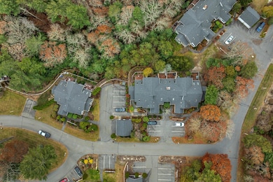 9 Red Cedar Rd unit 9, Mashpee, MA 02649 - photo 3