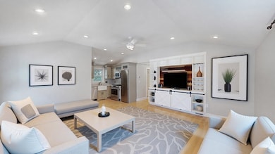 64 Ashland St unit 2, Dorchester, MA 02122 - photo 2