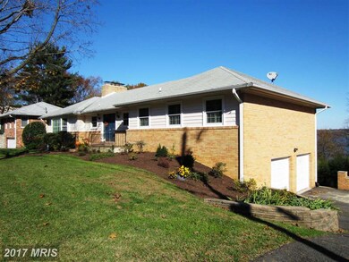 7301 Park Terrace Dr, Alexandria, VA 22307 - photo 2