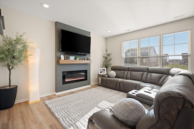 206 Sweetbay St, Valparaiso, IN 46385 - photo 5