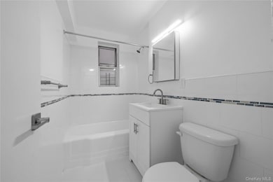 3720 Independence Ave unit 1H, Bronx, NY 10463 - photo 6