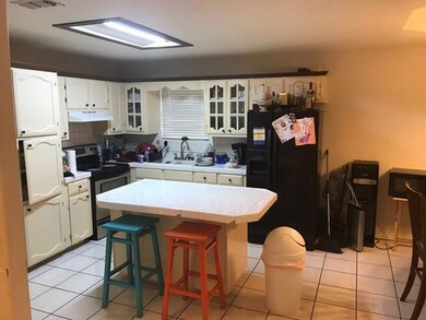 710 W Merida St, Weslaco, TX 78599 - photo 3