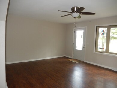 808 W Baxterwood Ln, Janesville, WI 53546 - photo 3