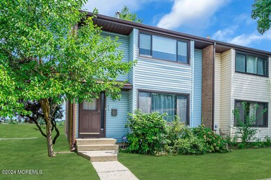 195 Canterbury Ct, East Windsor, NJ 08520 - photo 2