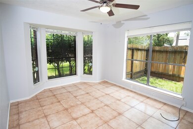 16422 Leamington Ln, Houston, TX 77095 - photo 5