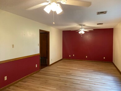 610 Westwood Dr, Wake Village, TX 75501 - photo 4