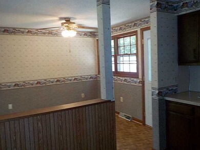 843 3rd Ave, Woonsocket, RI 02895 - photo 4