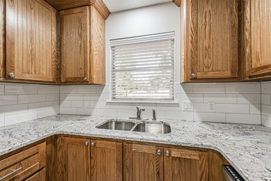 25 Scott Rd, Cleveland, TX 77328 - photo 4