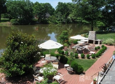 45 Lakeside Dr N unit 1, Piscataway, NJ 08854 - photo 7