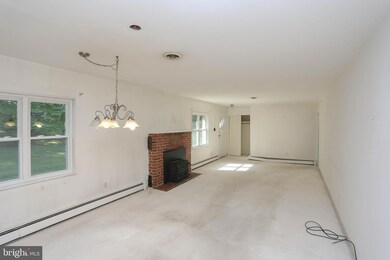 13914 Crest Hill Ln, Silver Spring, MD 20905 - photo 7