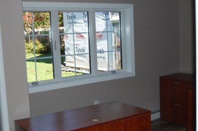 72 Pleasant St, Spencer, MA 01562 - photo 6