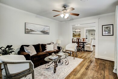 202 Munford St, Houston, TX 77008 - photo 4