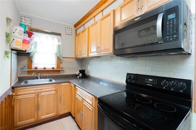 370 Fairmount St, Woonsocket, RI 02895 - photo 4