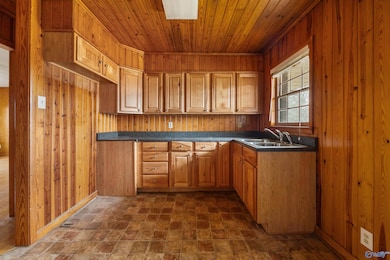 2306 Brandon St SW, Huntsville, AL 35801 - photo 7