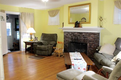 189 Dalton Ave, Pittsfield, MA 01201 - photo 4