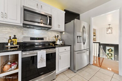 5236 N Shore Cir, Moss Point, MS 39563 - photo 7