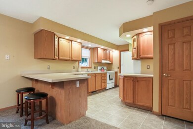 84 Turtle Ln, Ranson, WV 25438 - photo 5