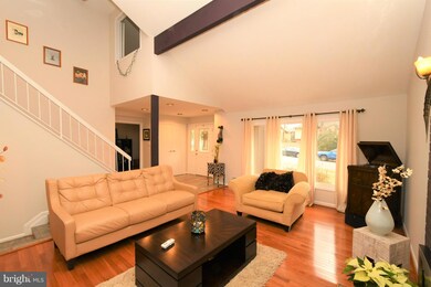 10516 Arrowood St, Fairfax, VA 22032 - photo 5