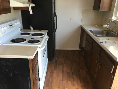 427 Old Forge Dr, Bath, PA 18014 - photo 5