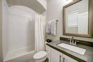 870 Wakefield Dr unit B, Houston, TX 77018 - photo 7