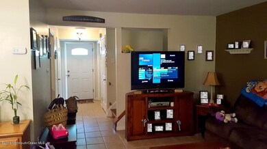 7 Stork Living Room (1024x572)