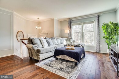 6821 Wild Rose Ct, Springfield, VA 22152 - photo 4