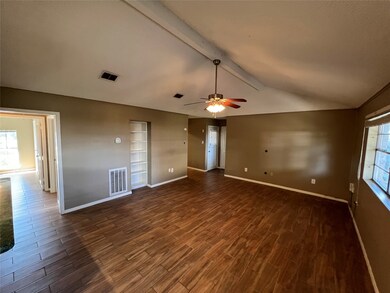 6010 Hoover St, Houston, TX 77092 - photo 5