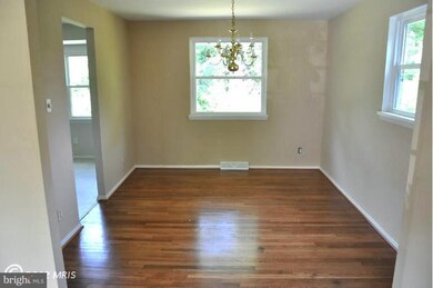 13304 Chalfont Ave, Fort Washington, MD 20744 - photo 6