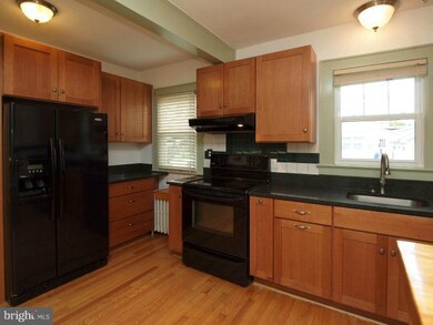 9209 Ox Rd, Lorton, VA 22079 - photo 7