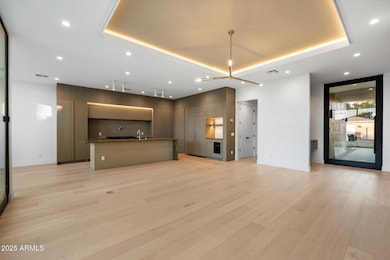 4537 E Montecito Ave, Phoenix, AZ 85018 - photo 2