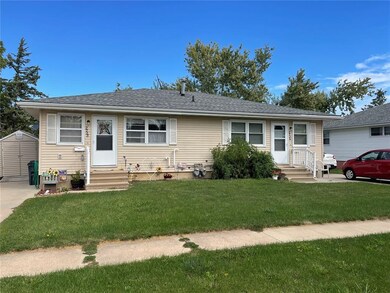 2726 D Ave NW, Cedar Rapids, IA 52405 - photo 5
