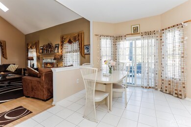 49 Kinglet Dr S, Cranbury, NJ 08512 - photo 5