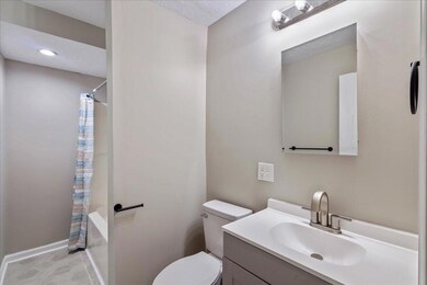 11-1814 Thompson Drive-23