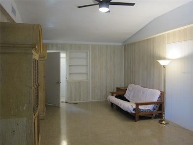 1602 SW Williston Rd unit A, Gainesville, FL 32608 - photo 3