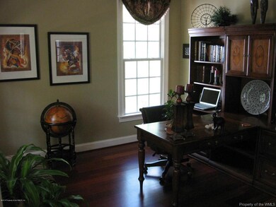 Living Room/Office
